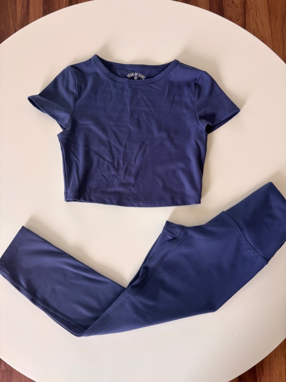 SET Year of Ours Studio Cropped Active Tee + Studios 7/8 Leggings